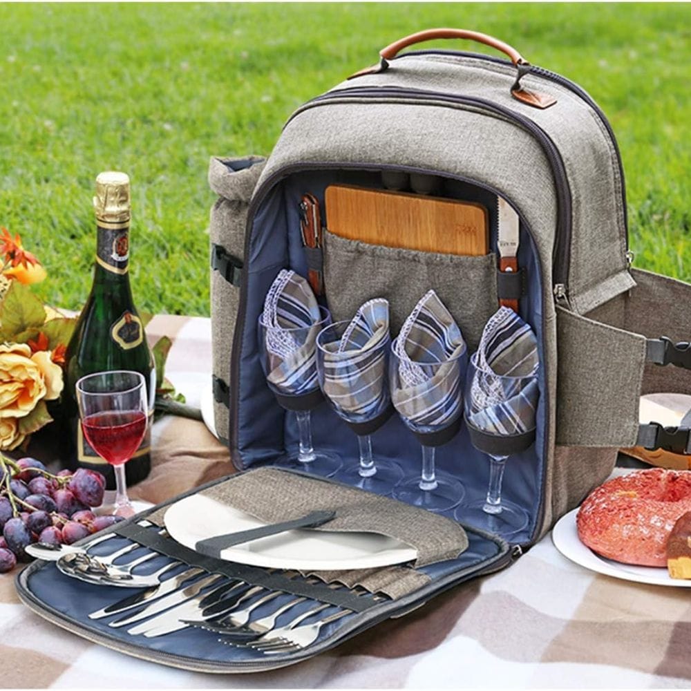 Backpack picnic set for four